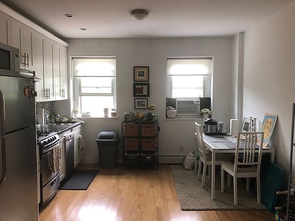 3rd image of 13 1st St #2