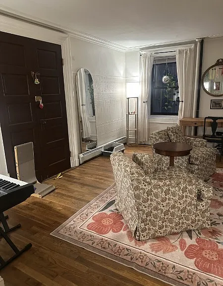 134 Mercer St #BASEMENT — Photo 2