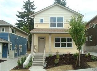 825 SW 100th St, Seattle, WA 98146