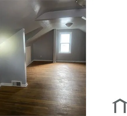 15238 Seymour St — Photo 4
