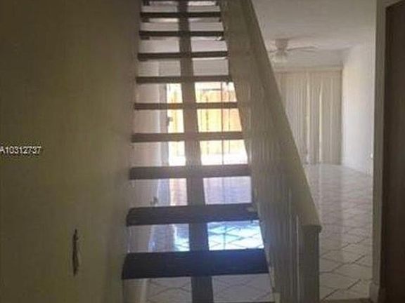 4th image of 15385 S Dixie Hwy APT 12