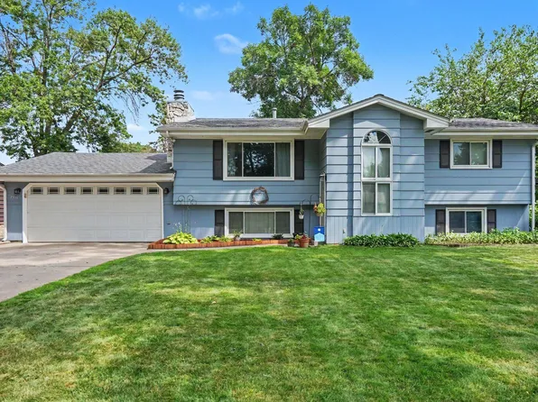 7351 Melody Dr NE, Fridley, MN 55432