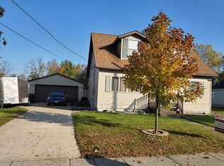 187 Washington St, Saranac, MI 48881