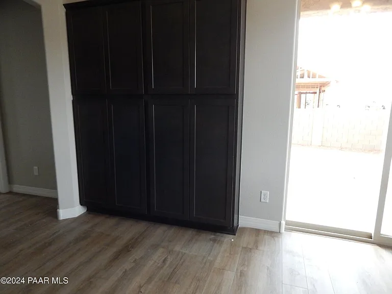 4972 N Medford Way — Photo 8