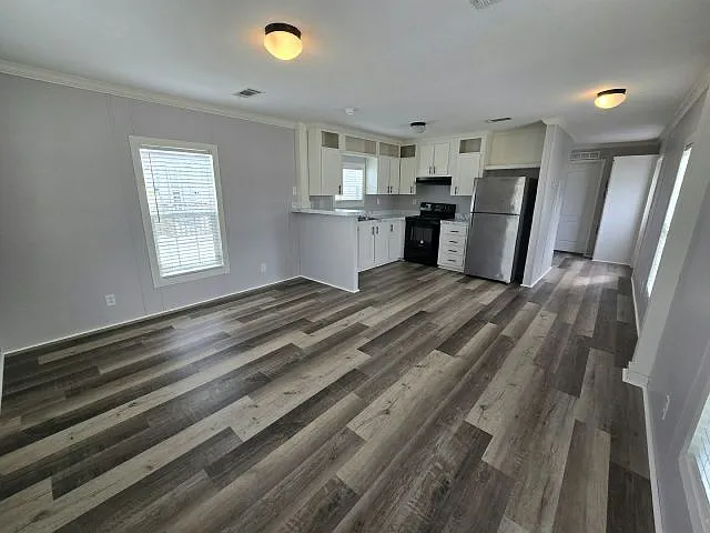 1 bed, 1.0 bath, 640 sqft, $1,715 — Photo 3