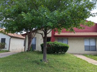 2739 Parkchester Dr, Arlington, TX 76015