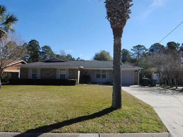 11112 Pine Hill Dr, Pensacola, FL 32506