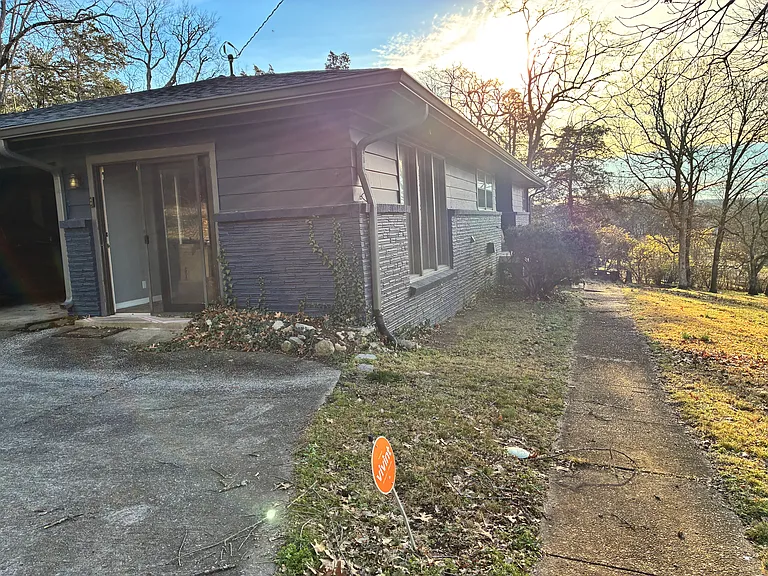 213 Peeler Trl — Photo 49