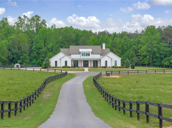 3004 Lipscomb Lake Rd, Pendergrass, GA 30567