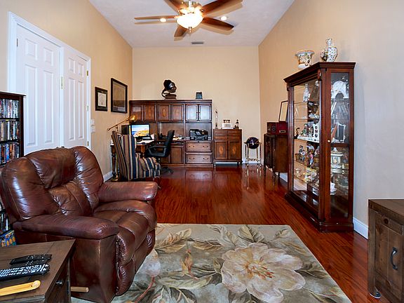 5th image of 110 Shadowcreek Way