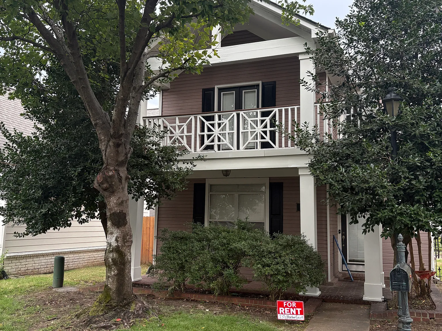 3 bed, 2.5 bath, 1728 sqft, $2,400 — Photo 4