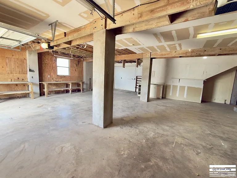 47975 Michigan St #2 — Photo 15
