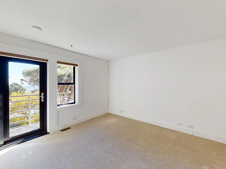 215 Upper Ter — Photo 11