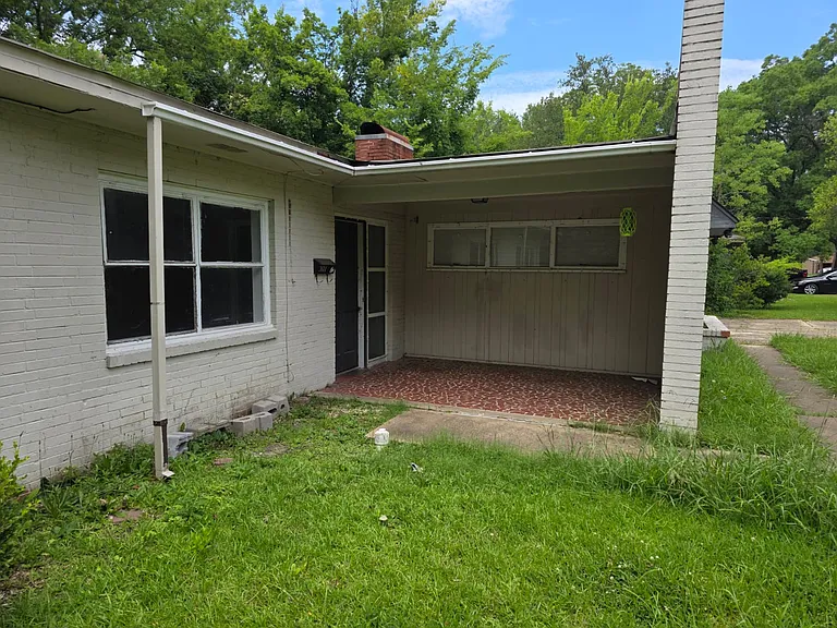 3614 Bridlewood Dr — Photo 4