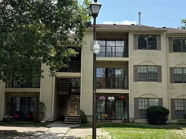 121 Sussex Pl, Galloway, NJ 08205