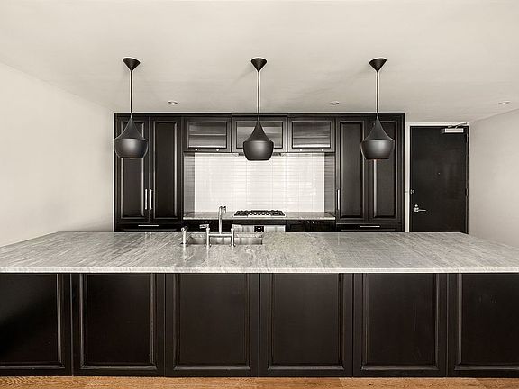 5th image of 51 Jay St #5M
