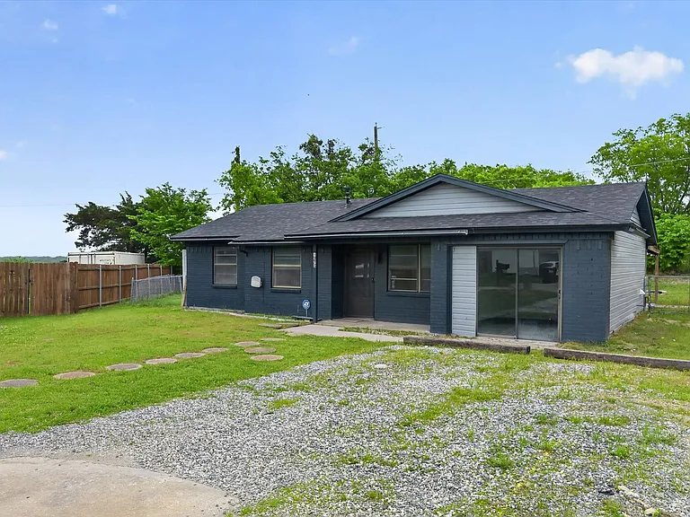 1275 McKinney Cir — Photo 11