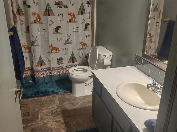 Upstairs Bathroom