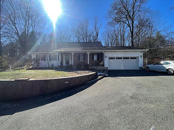 2nd image of 181 Powerville Rd