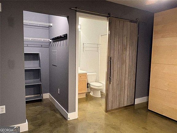 4th image of 845 Spring St NW Unit 213