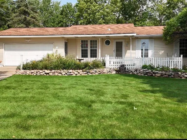 2199 Fifteen Mile Rd NE, Sparta, MI 49345