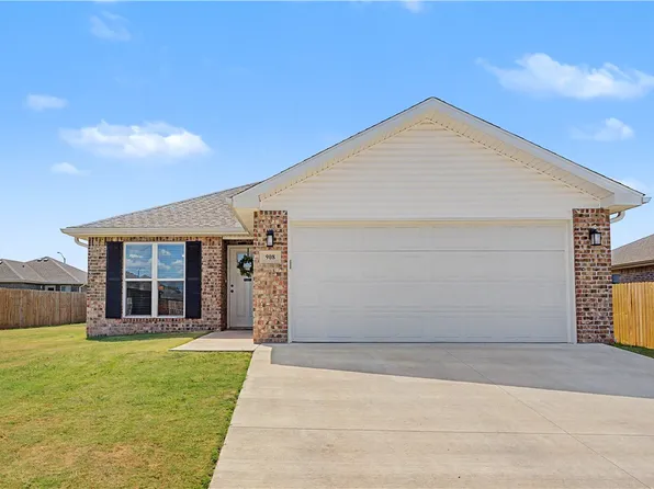 908 S Green Heron Ln, Siloam Springs, AR 72761