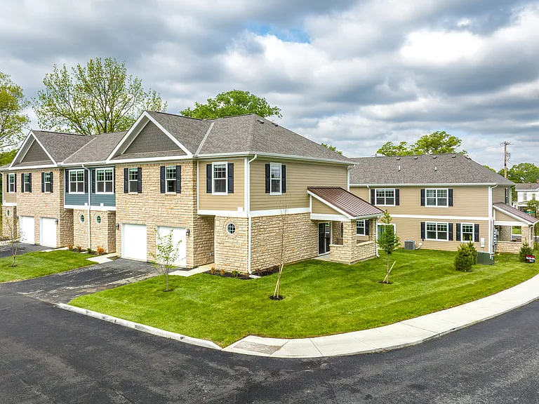 Flats at Sugar Run — Photo 40