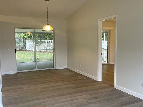 5th image of 2020 SE Hideaway Circle