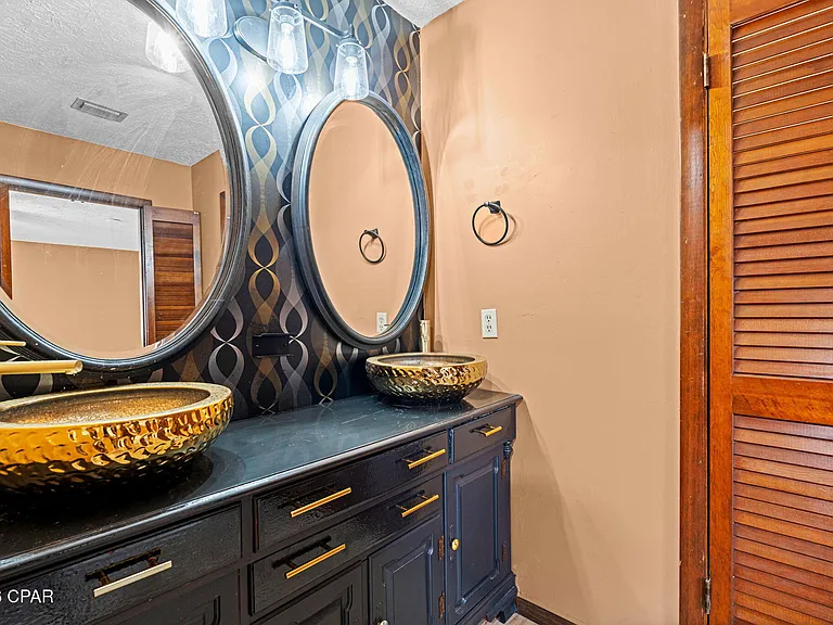2194 Briawood Cir #1 — Photo 36