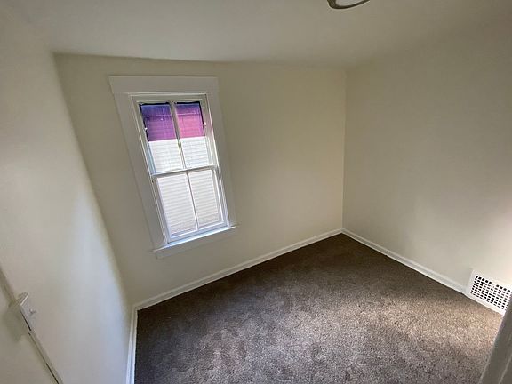 3rd image of 3100 Hancock Ave #Up