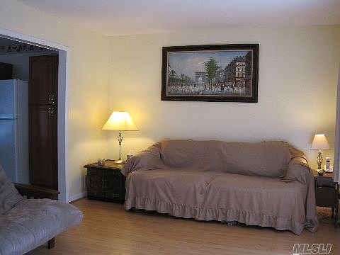 2nd image of 31 Winnie Ln