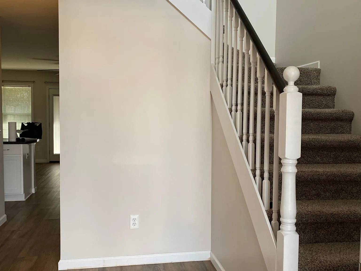 148 Woodmere Dr — Photo 4