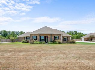 168 Liberty Dr, Leesville, LA 71446