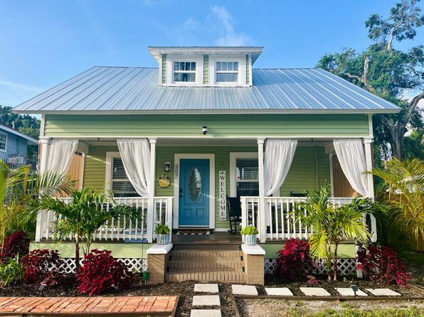 407 Princess St