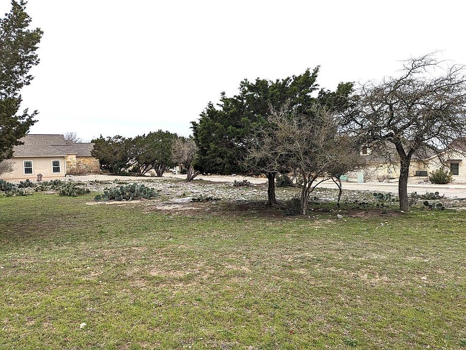 1st image of 2029 Crown View Dr