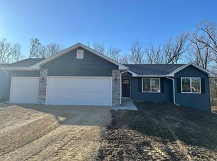 670 W Rice Dr, Beloit, WI 53511