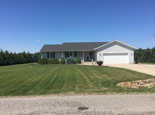 7332 N 900 E, New Carlisle, IN 46552
