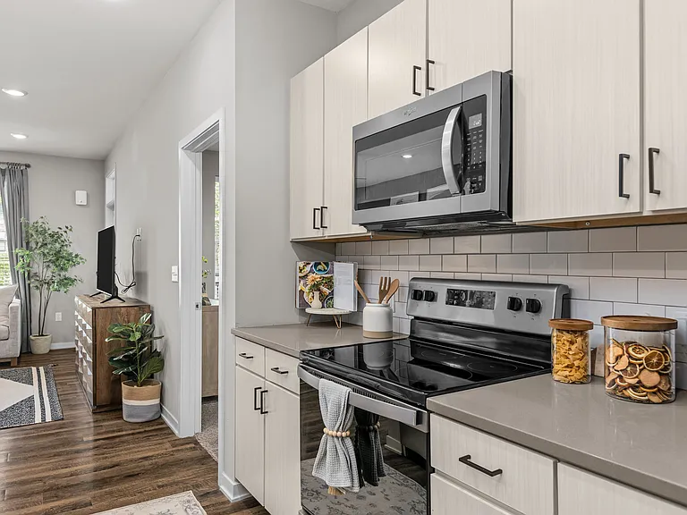 Meeder Flats Apartment Homes — Photo 10