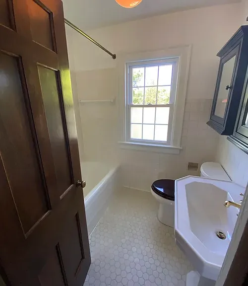 806 S Woodlawn Ave — Photo 13