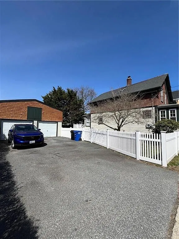 3 bed, 2.0 bath, 1454 sqft, $12,000 — Photo 1