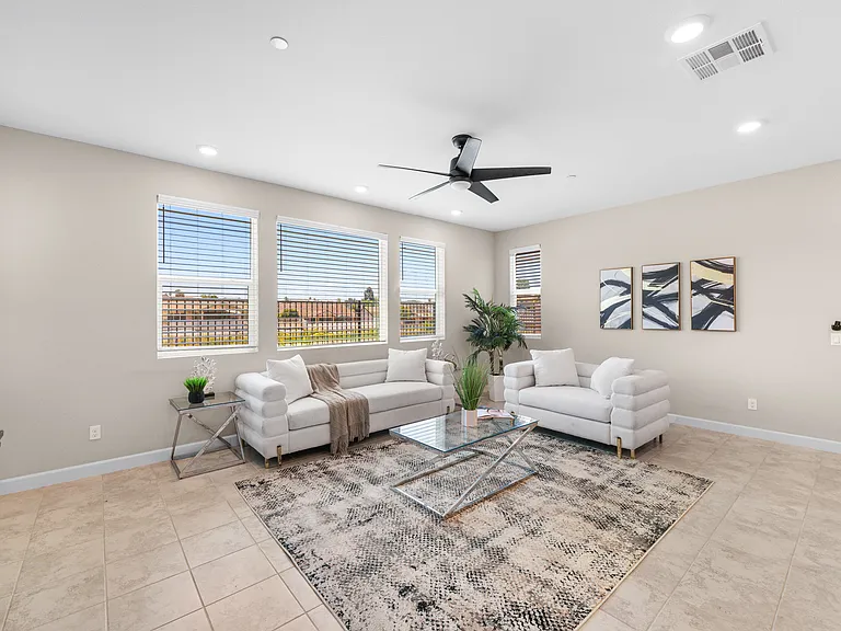 1623 Carol Lee Ln — Photo 4