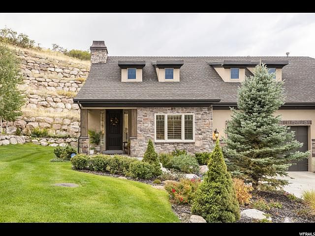 1st image of 10858 S Hiddenwood Dr