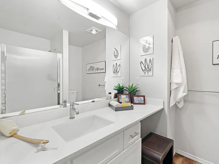 Water's Edge Townhomes — Photo 48