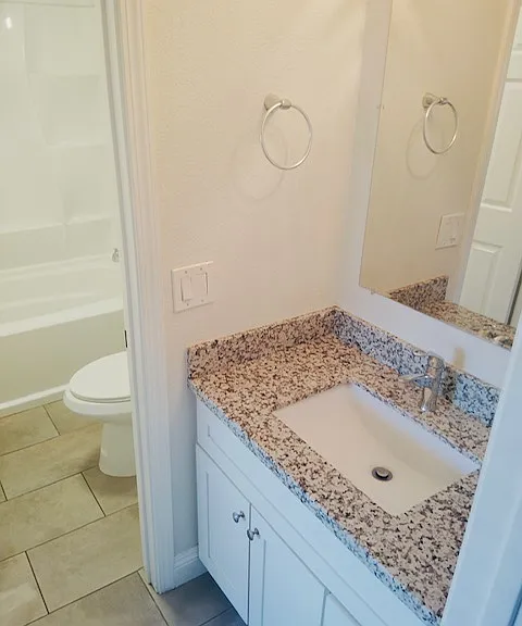 1240 Dealynn St #9 — Photo 14
