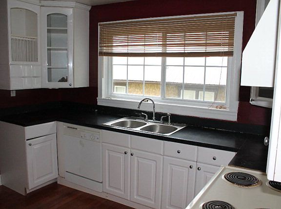 4th image of 310 Jones Ave