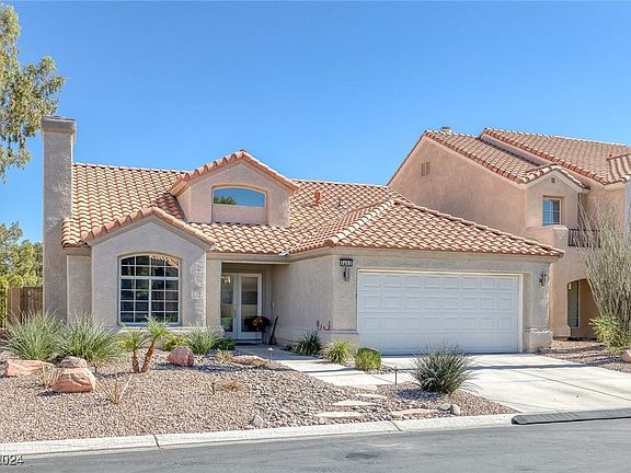 2nd image of 5452 Royal Vista Ln