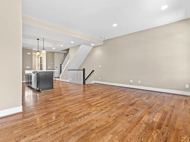 434 Northern Ave — Photo 14