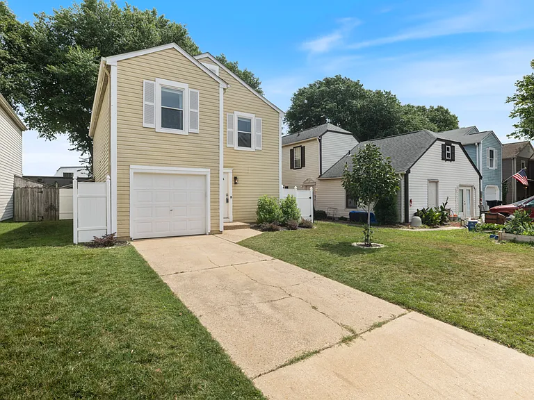 5316 Glenville Cir — Photo 18