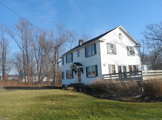 4828 Lake Rd, Geneva, OH 44041