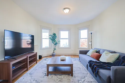51 Whitten St #3 Photo 1